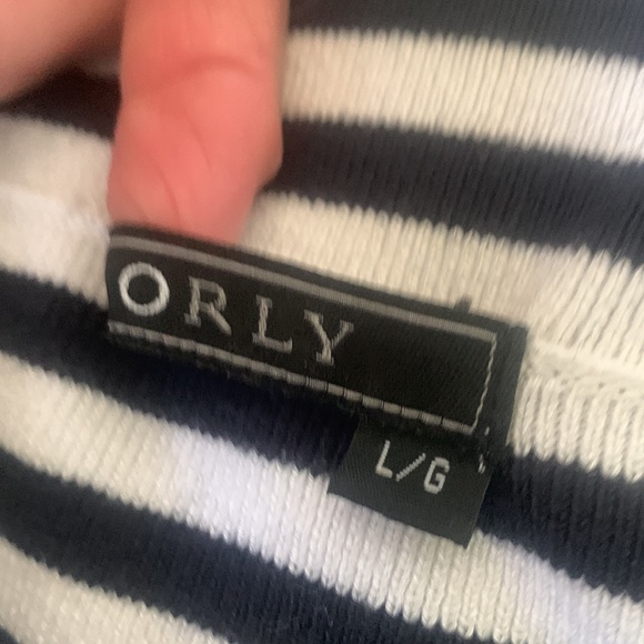 Orly off the shoulder collar b/w stripe viscose/nylon roomy sweater EUC - Picture 2 of 6